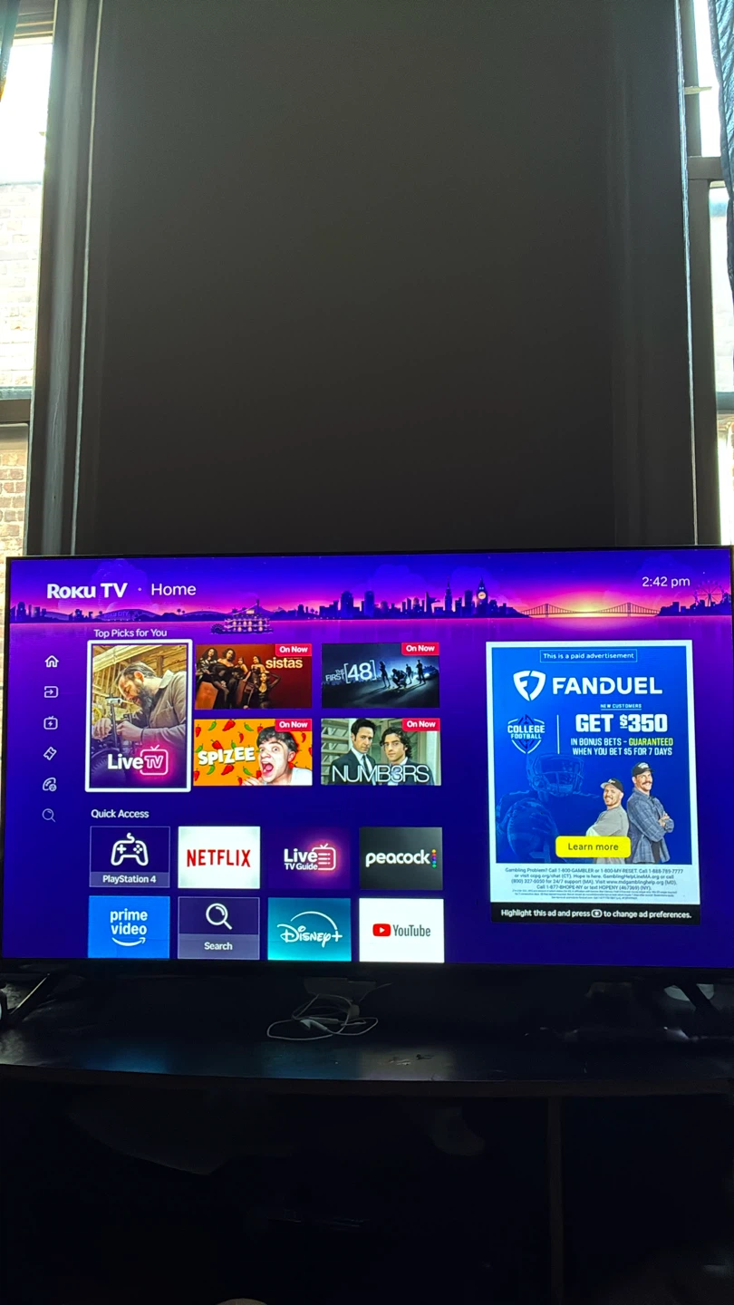 40 inch Roku tv - photo 2