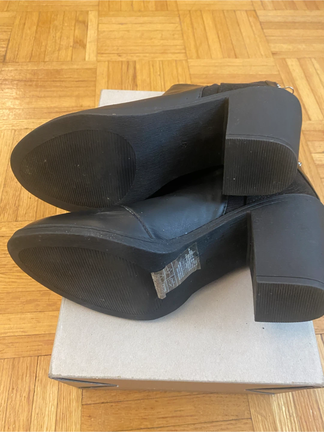 Divided Black Ankle Boots with Zipper - photo 3