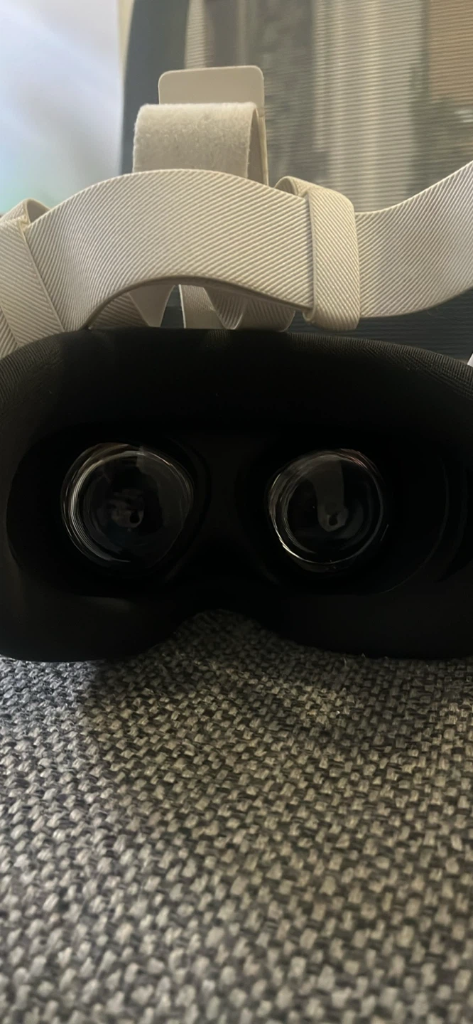Meta Quest 3S 128 GB Virtual Reality Headset - photo 4