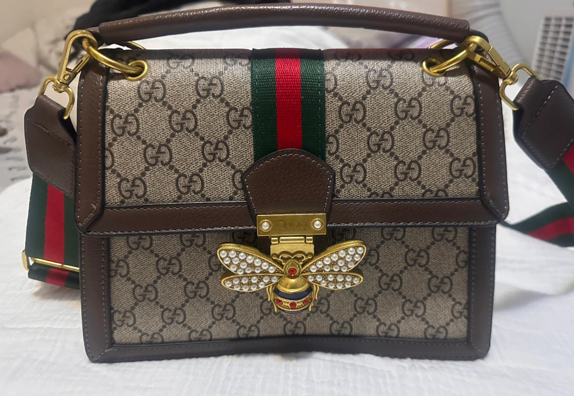 Gucci Bee Shoulder Bag - photo 2