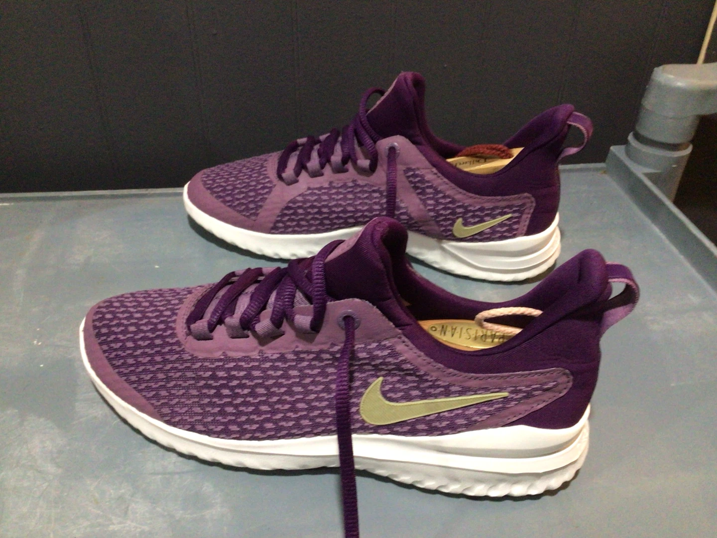 Gym shoes for women’s - photo 2