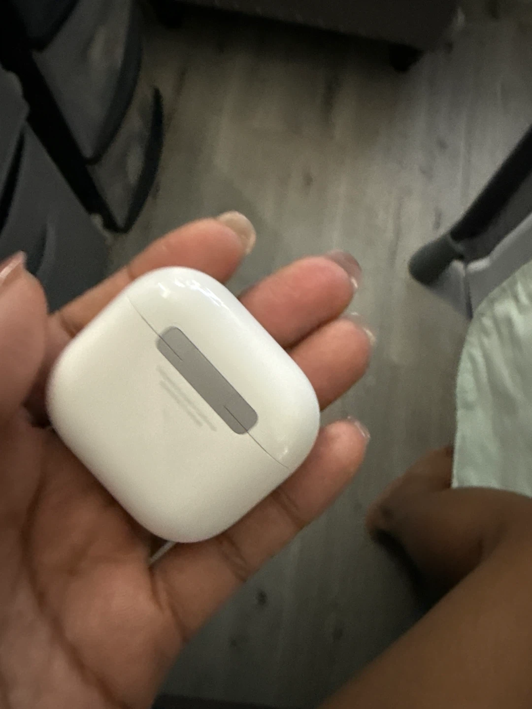 Apple AirPods Pro Charging Case