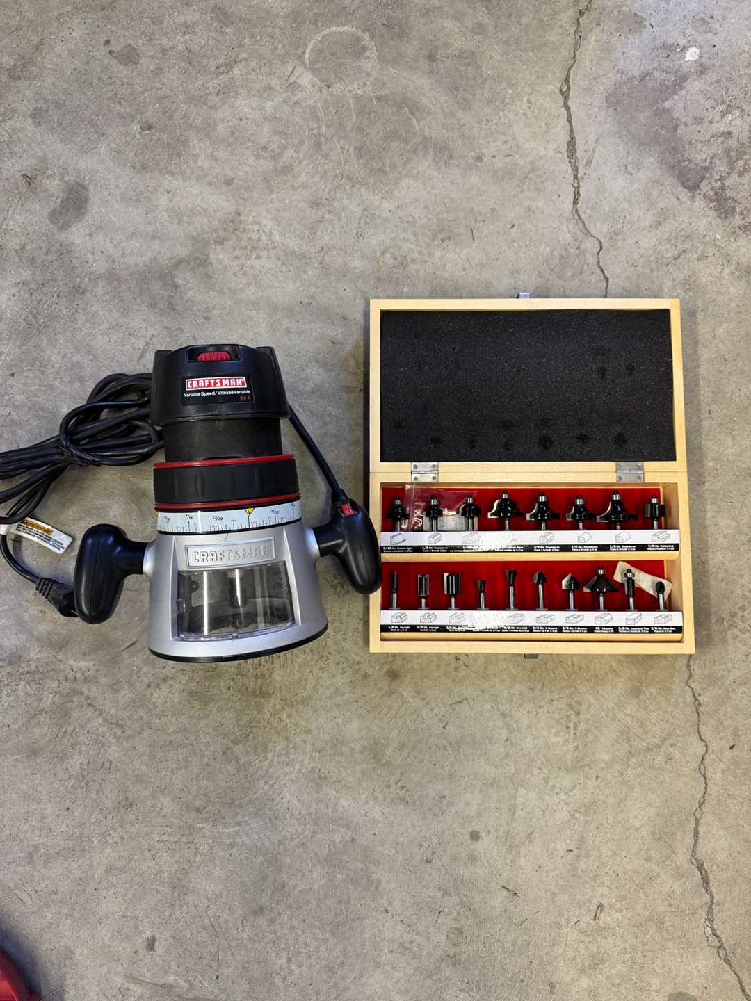 Craftsman Router Table with Router Bit Set - photo 3