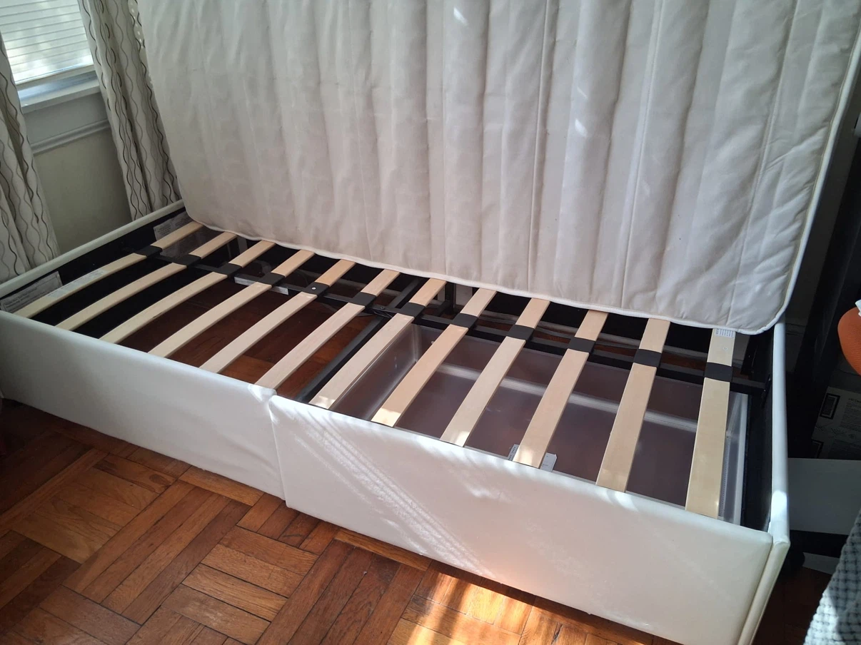 Bed frame w/ storage drawers - photo 2