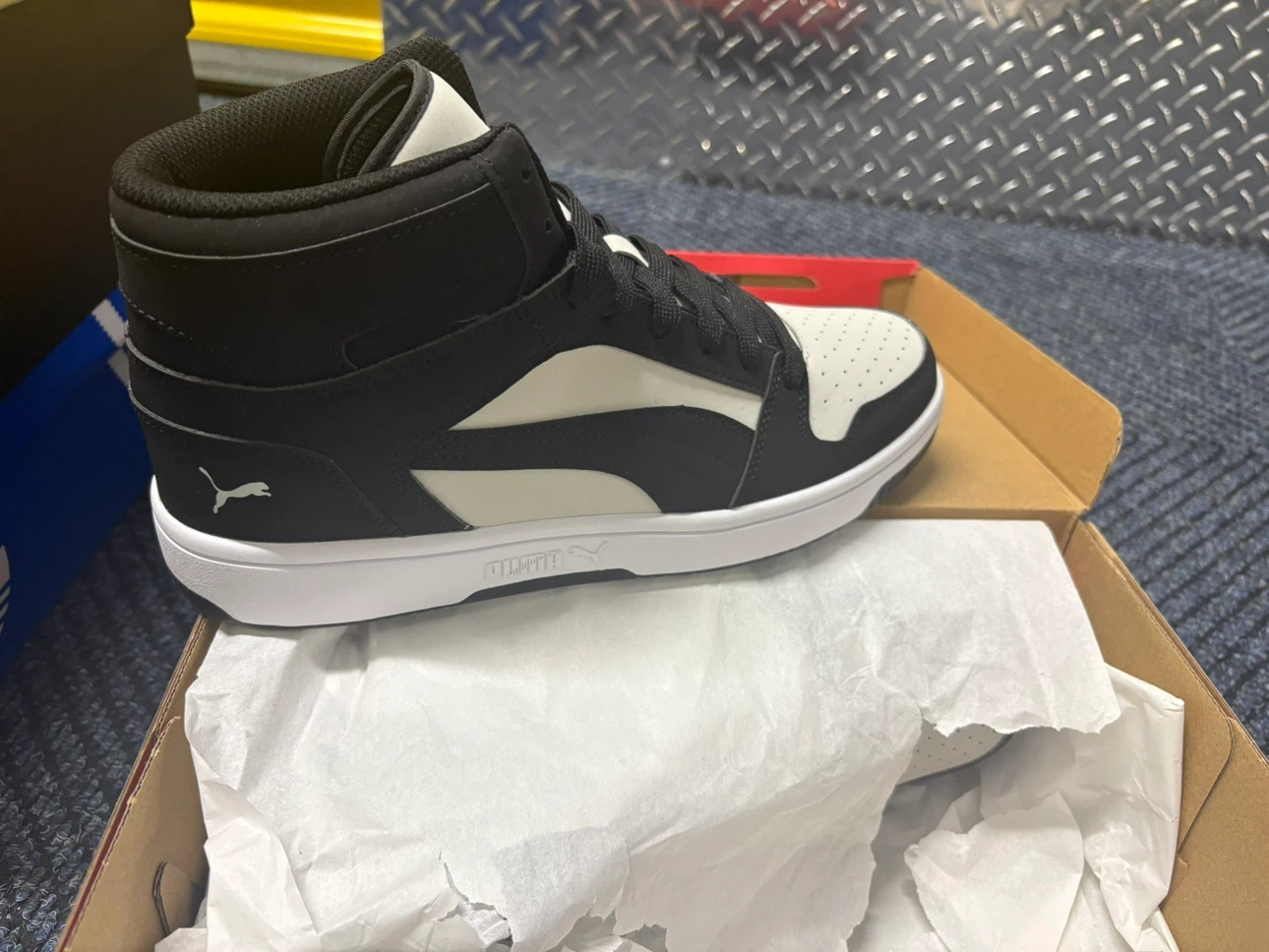 Puma Rebound Joy Mid Top Sneakers - photo 3