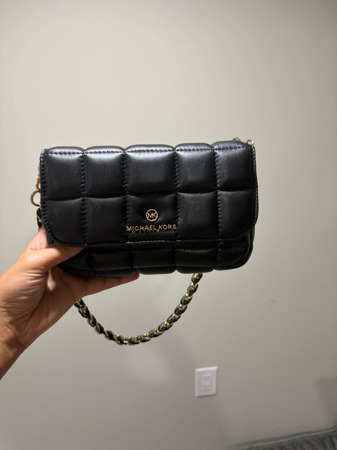 Michael Kors Black Quilted Leather Shoulder Bag - photo 2