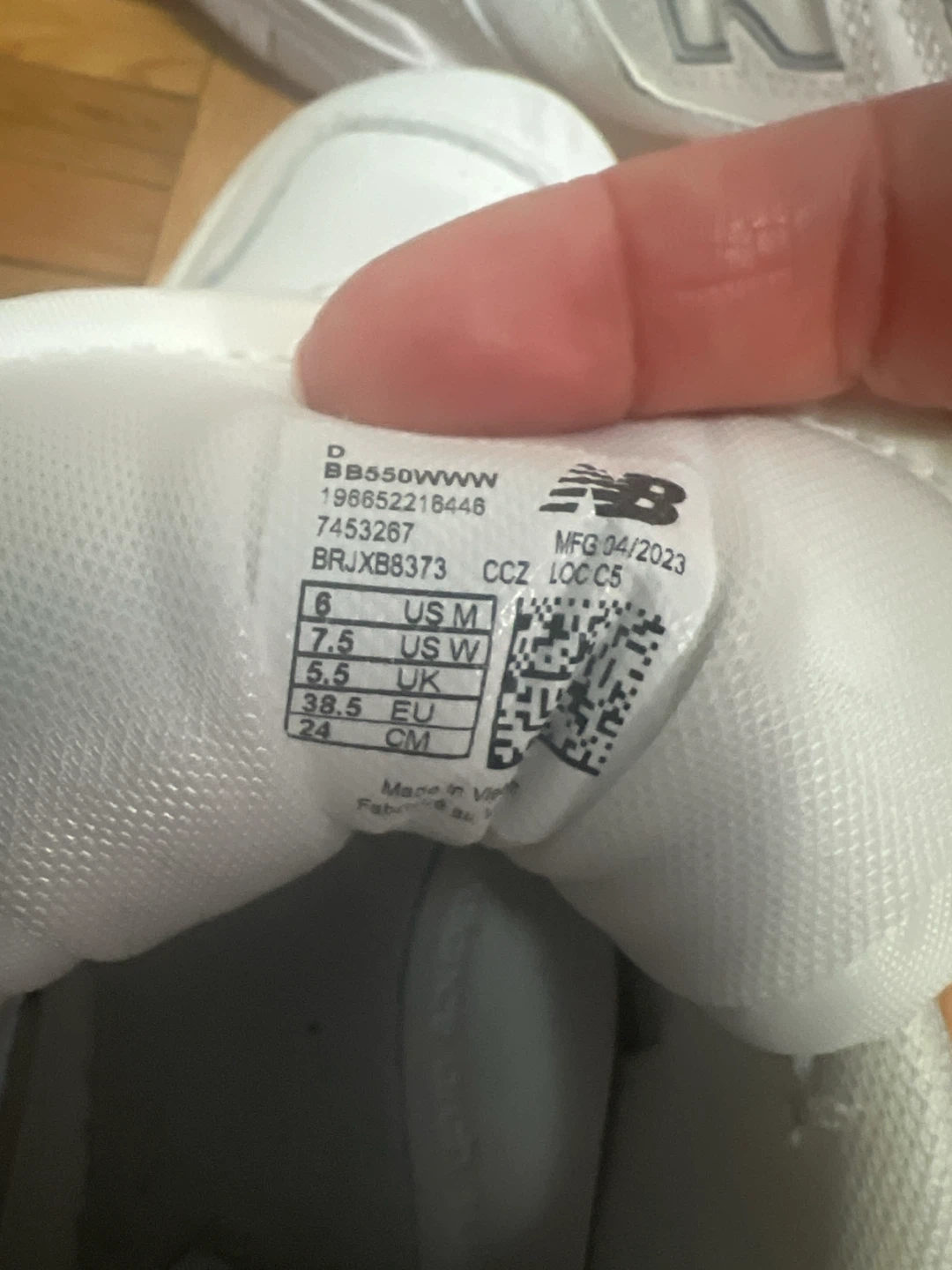 New Balance 550 White Sneakers - photo 3