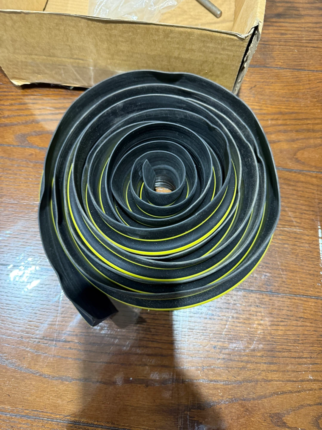 Heavy Duty Rubber Floor Cable Protector & Garage Seal