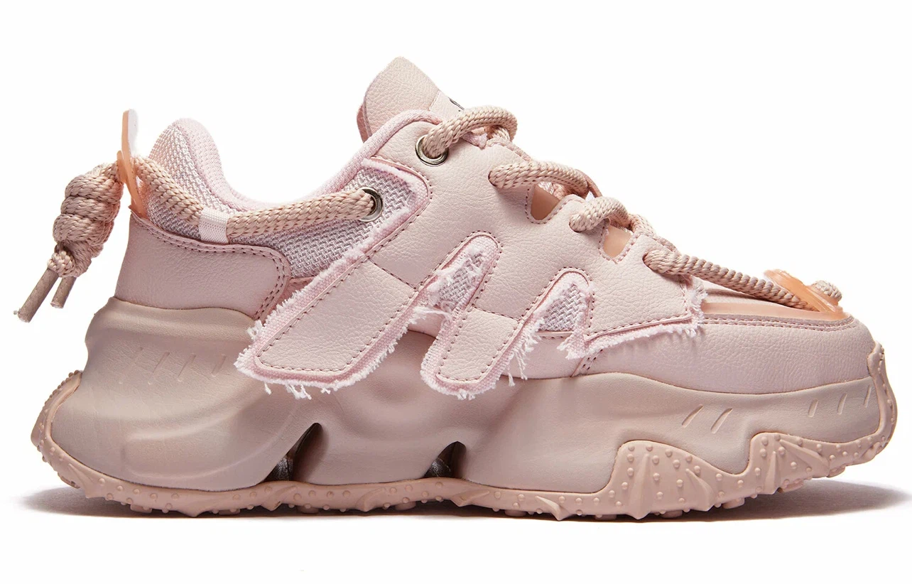 Powder Pink Flysing Fish No.1 sneakers. W8.5-9 - photo 2