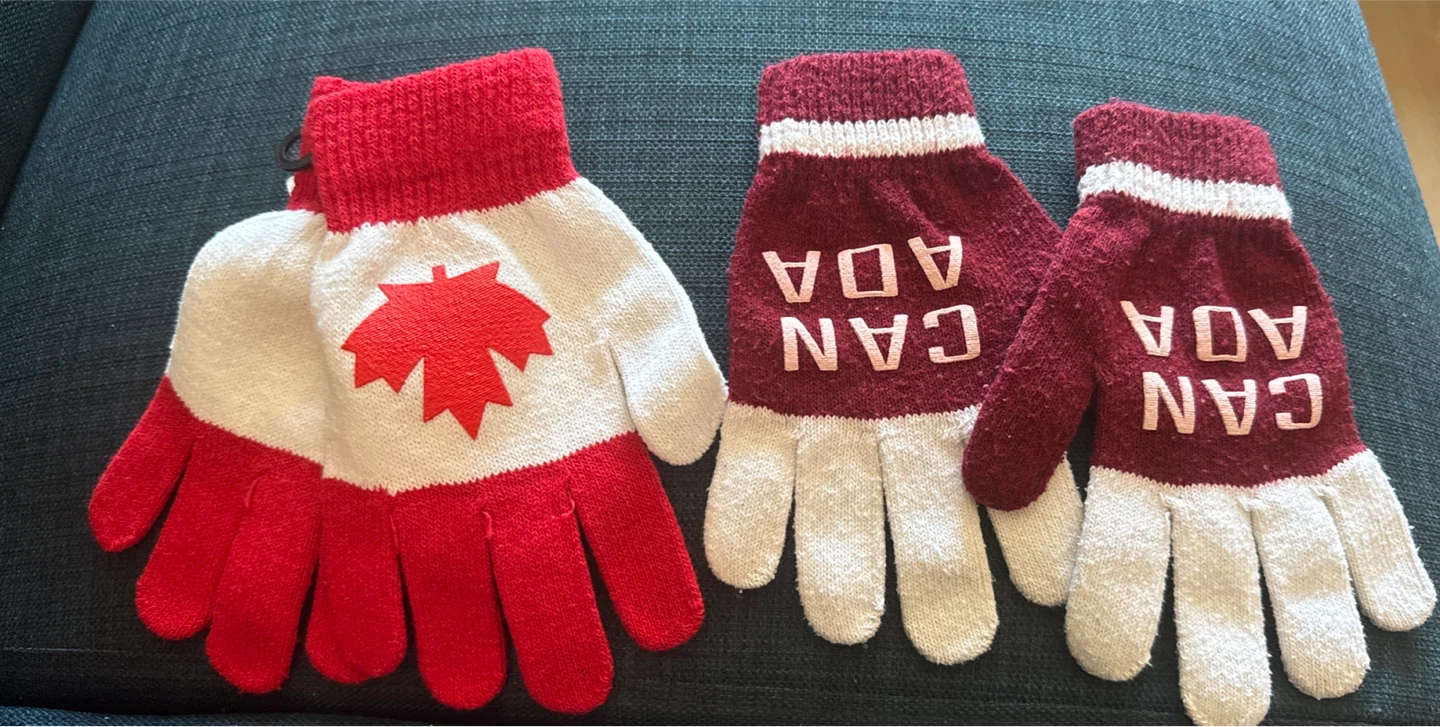Canadian Flag & "Canada" Knit Gloves