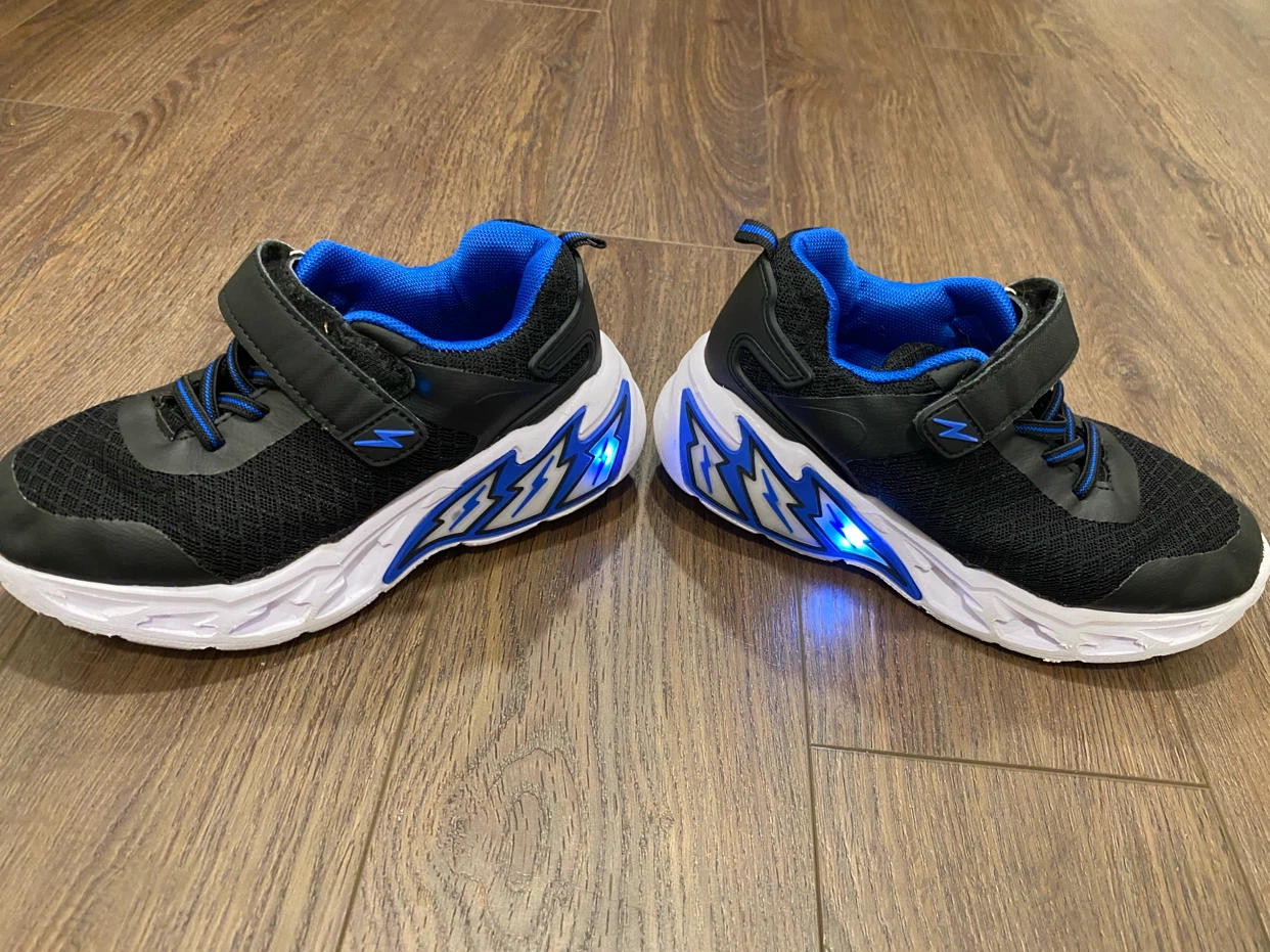 Size 13 (Kids) Boys Running Shoes - photo 3