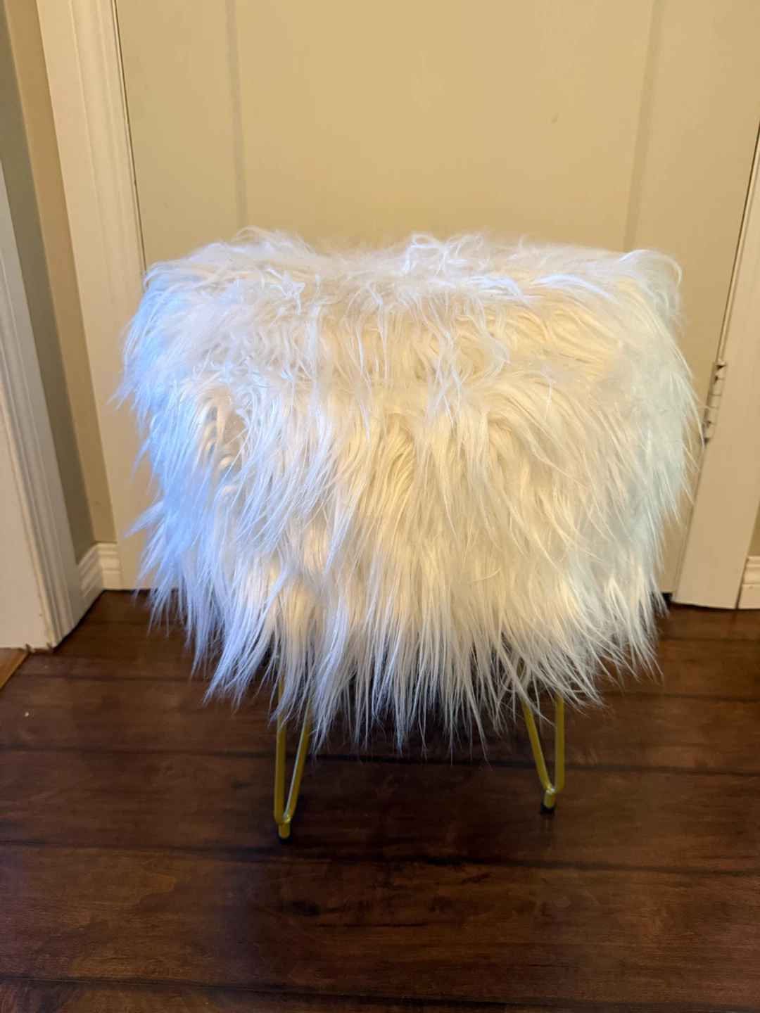 White Faux Fur Pouf Ottoman with Gold Legs - photo 2