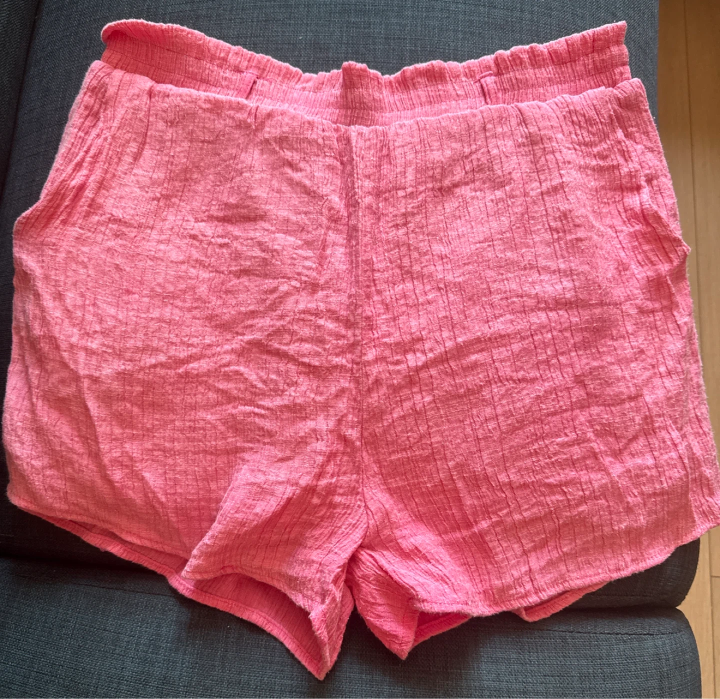 Pink textured shorts