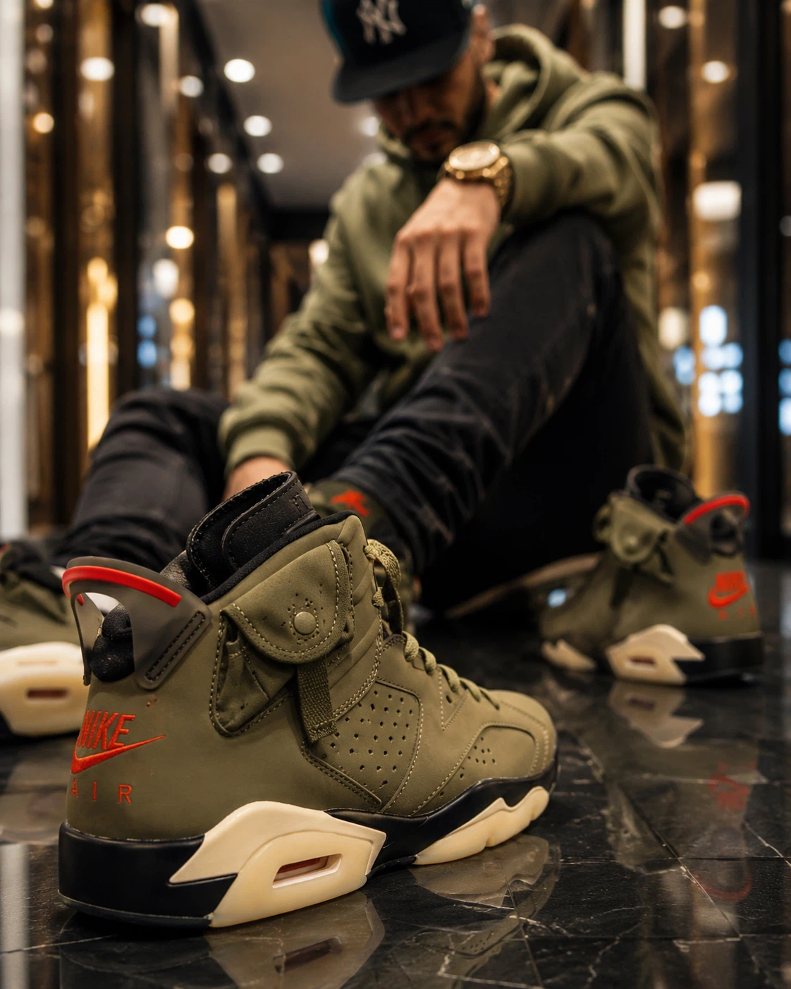 Air Jordan 6 Travis Scott Olive Sneakers size 8, 10, 11