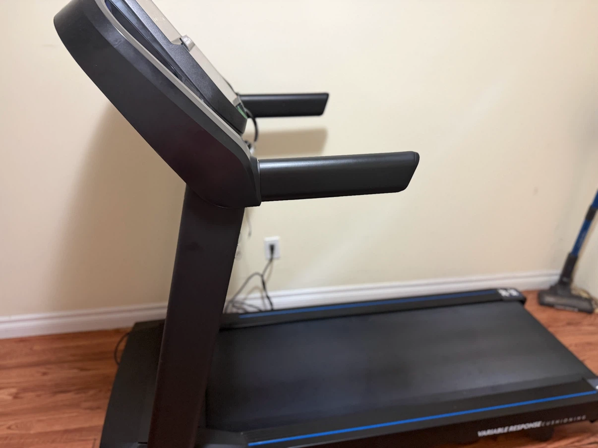 Horizon Fitness T101 Treadmill - photo 5