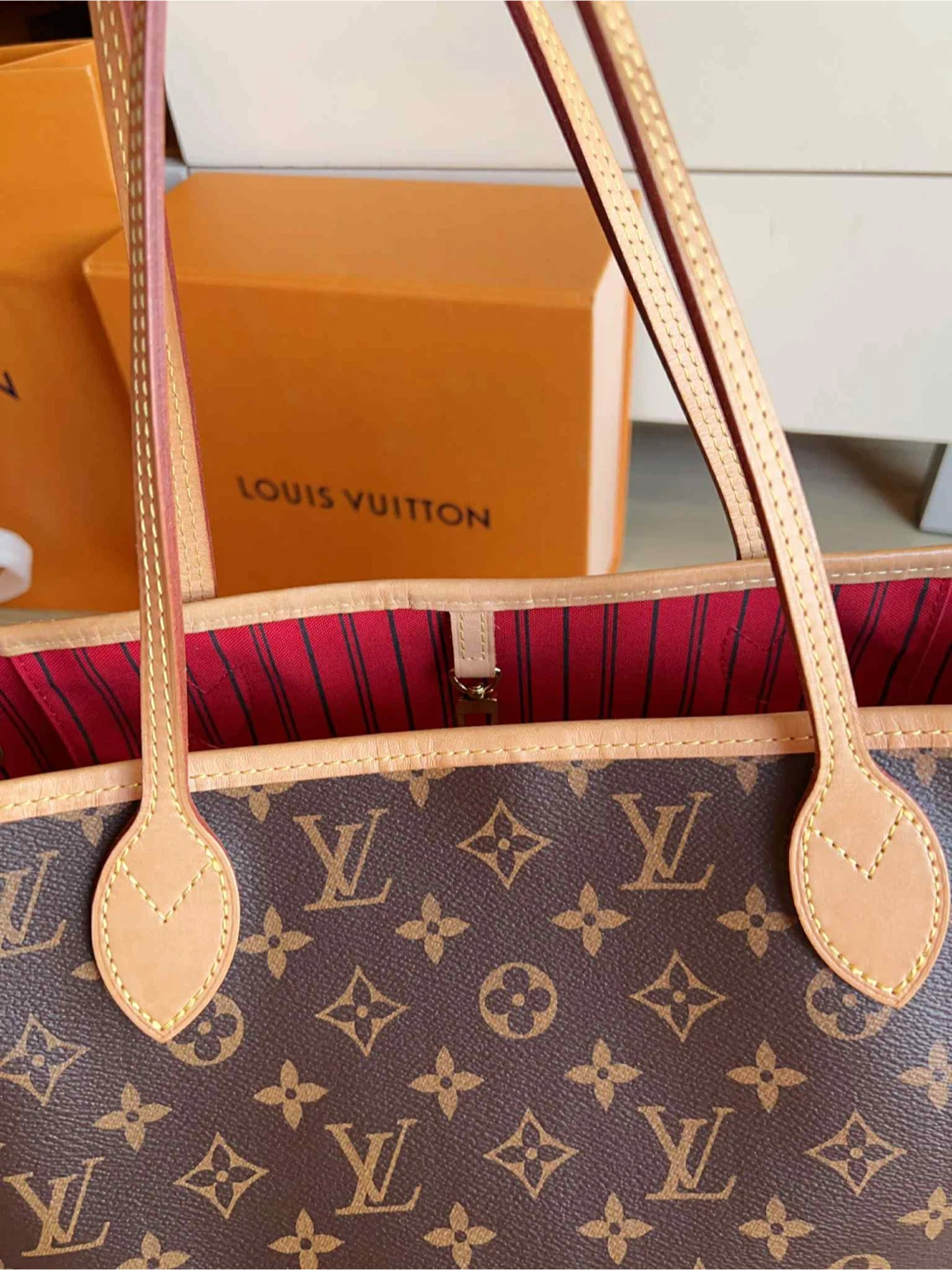 Authentic LV bag - photo 2