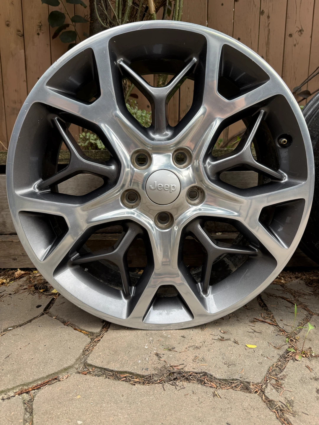 2011-2022 Jeep Grand Cherokee Alloy OEM Rims 20” Multi-Spoke - photo 2