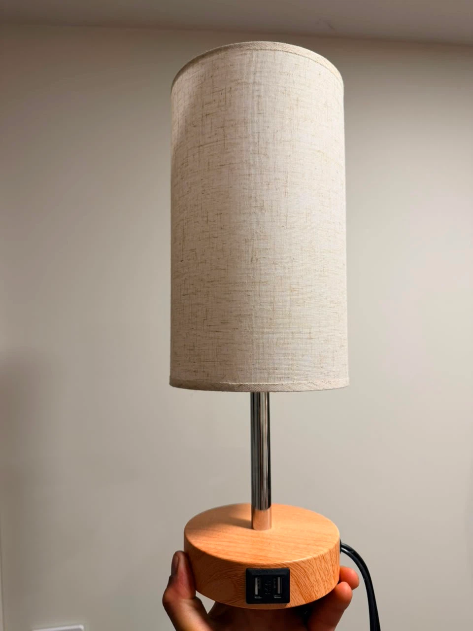Table Lamp with USB Ports - photo 3