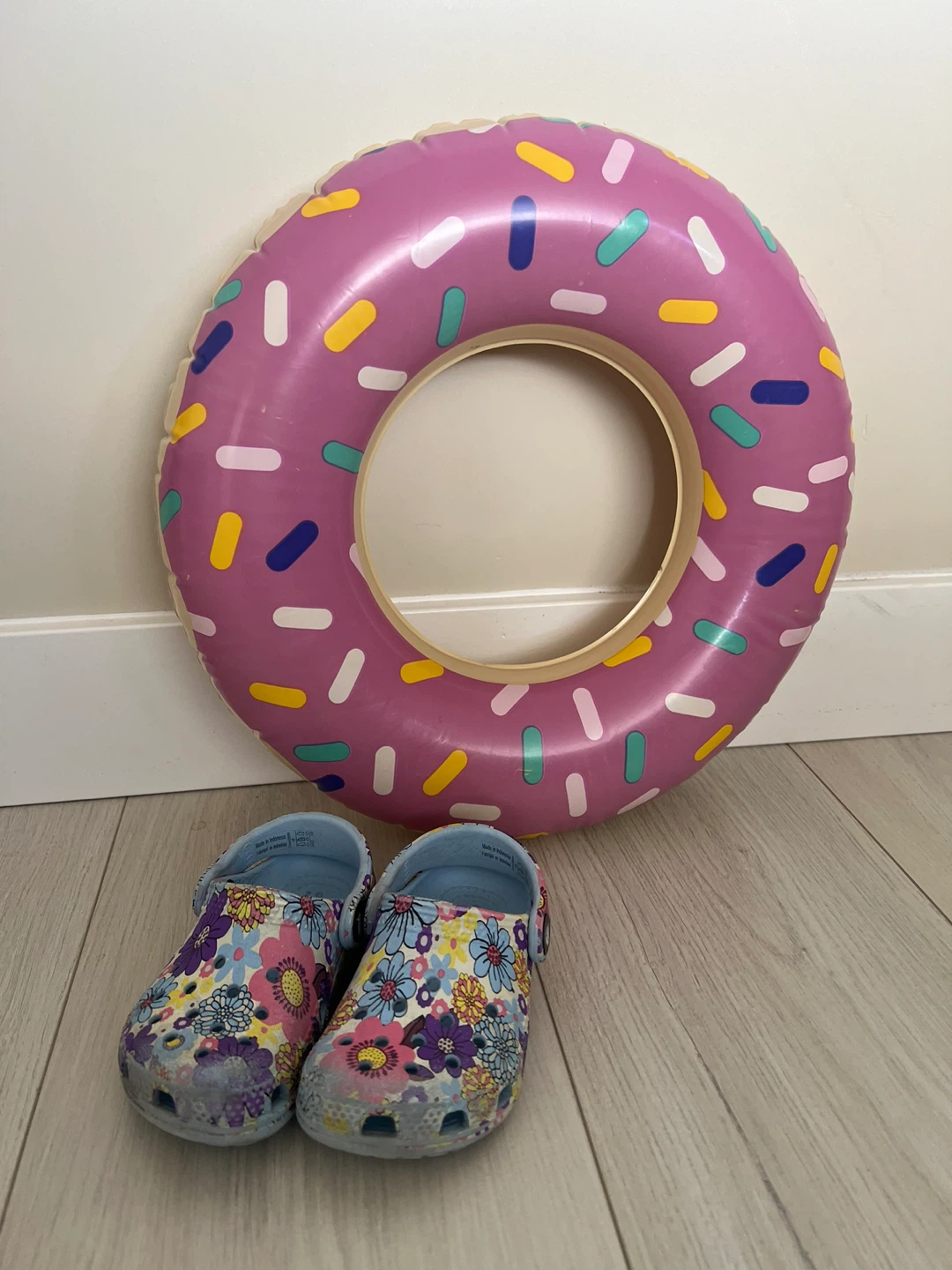 Crocs Kids C6 and baby inflatable swim float pool ring