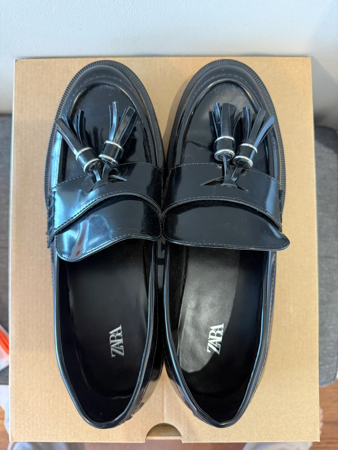 ZARA Black Patent Tassel Loafers - photo 2