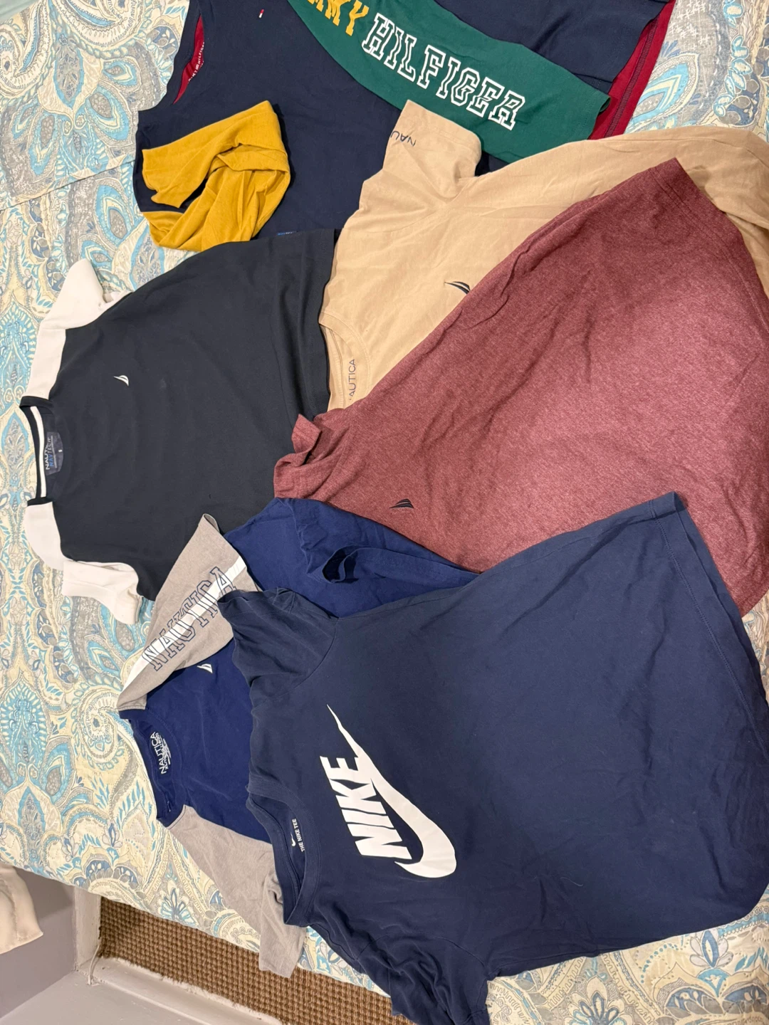 Bundle of 6 shirts