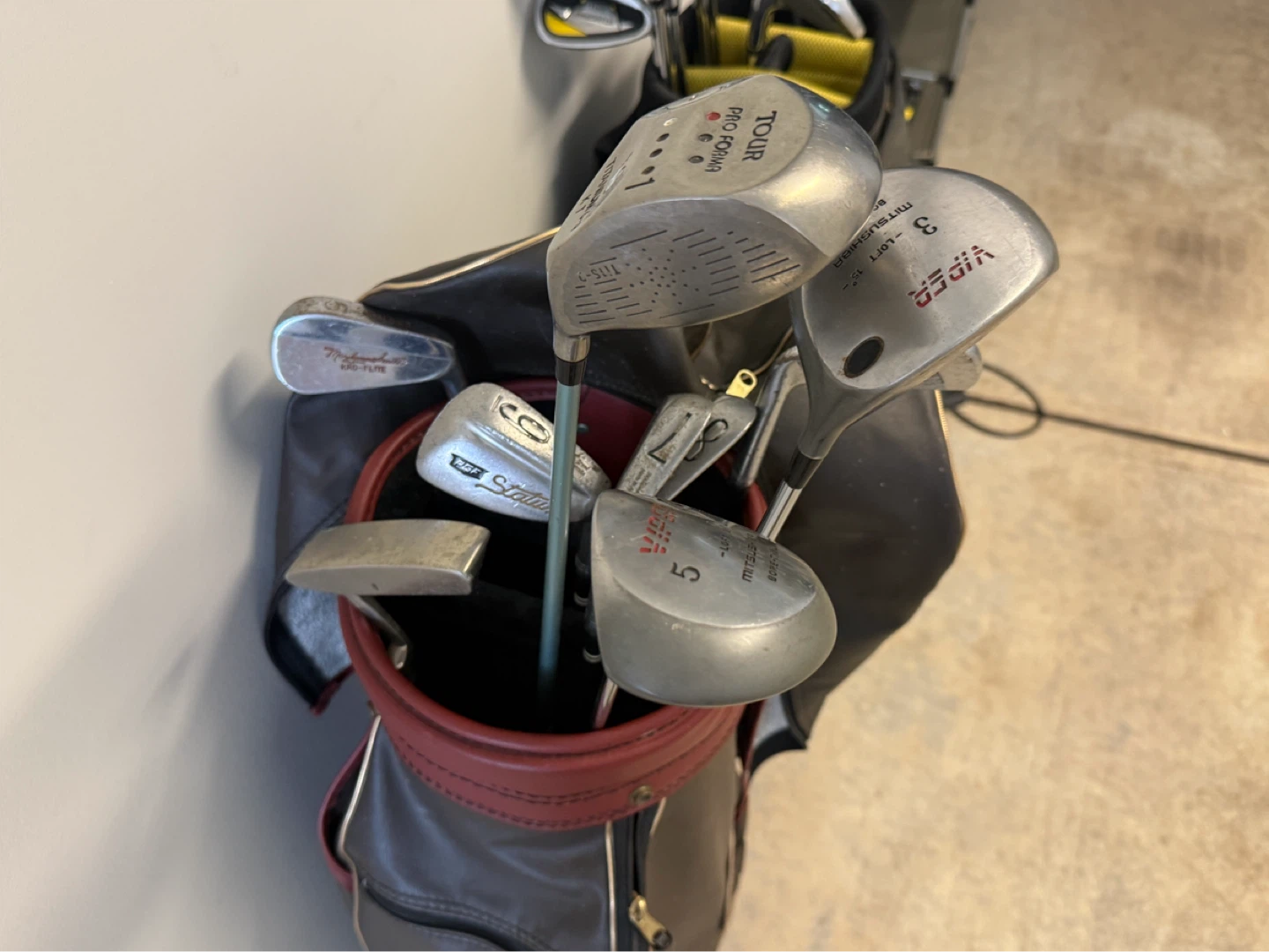 2 Golf Club Sets with Bags – $40 / $90 - photo 5