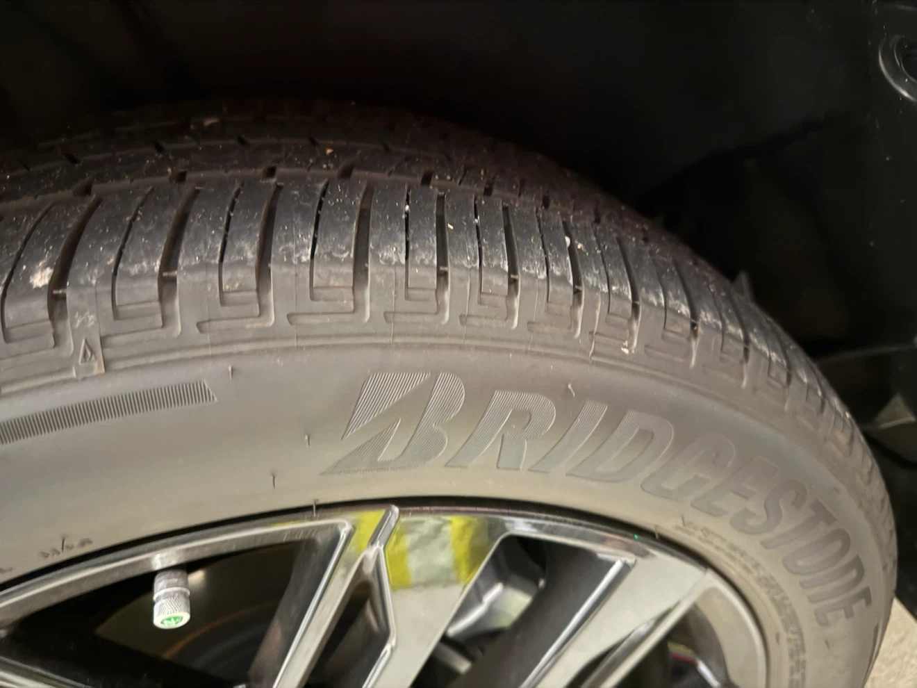 Bridgestone All Season  P235/50R20   1 month old/400 KM - photo 3