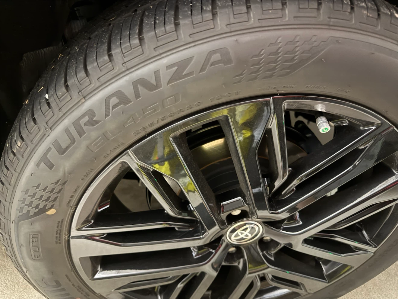 Bridgestone All Season  P235/50R20   1 month old/400 KM - photo 4
