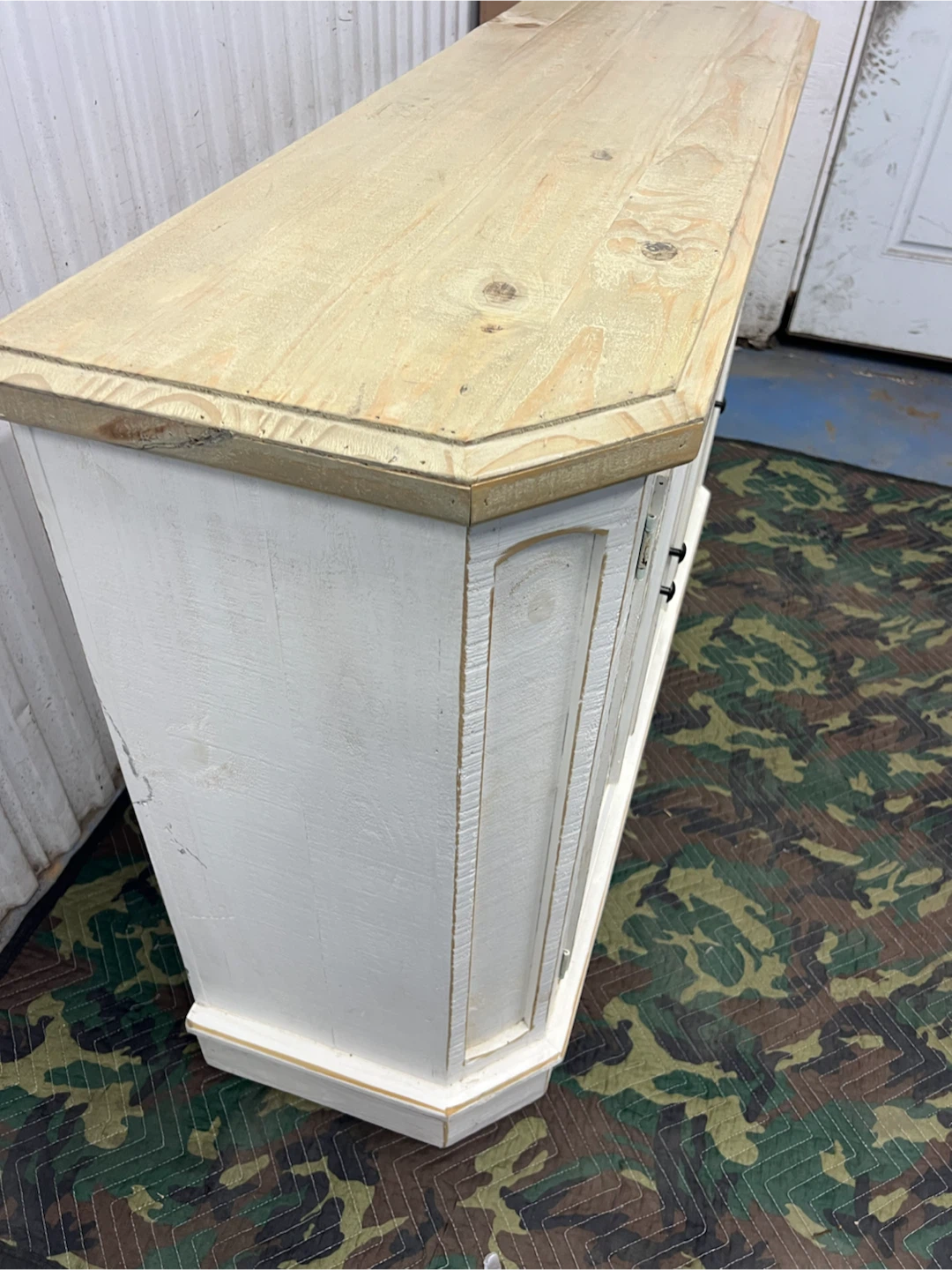 White 3-Door Accent Cabinet with Mirrored Doors - photo 4