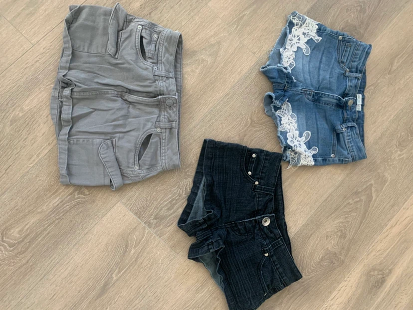 3 Pairs of Women's Shorts