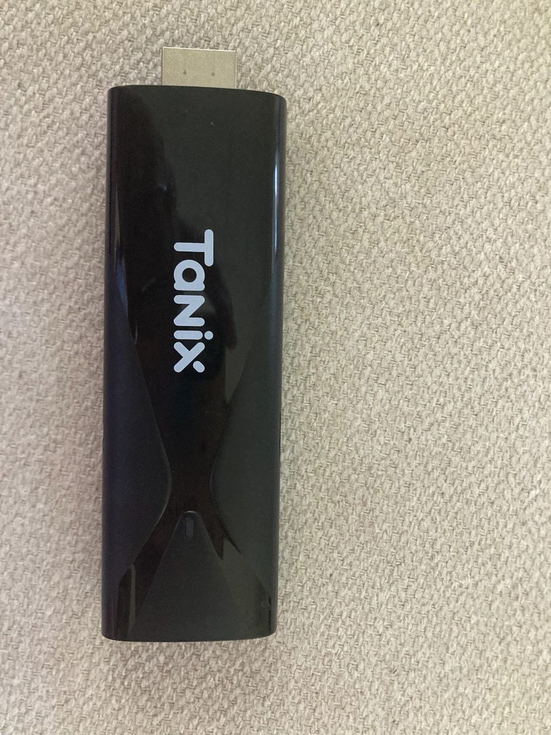 MOVING SALE : Tanix TV Box Media Player - photo 2