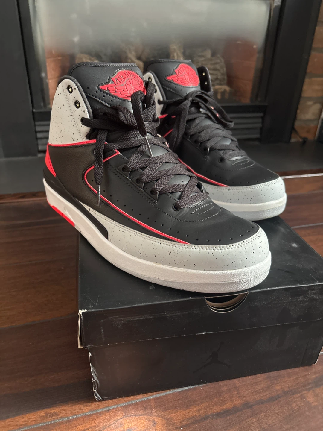 Air Jordan 2 Retro Infrared 23