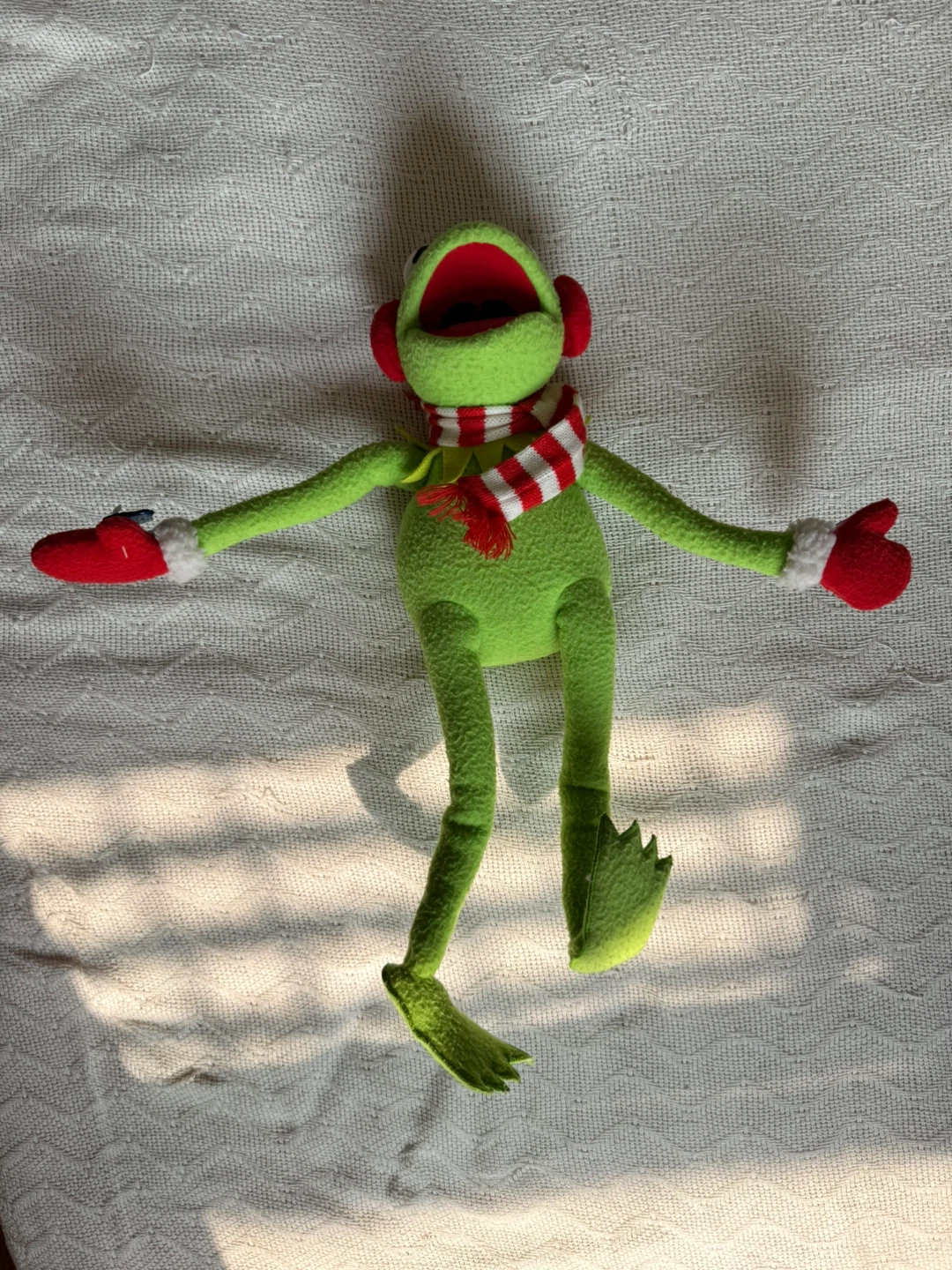 The Muppets Kermit the Frog Plush Toy - photo 3