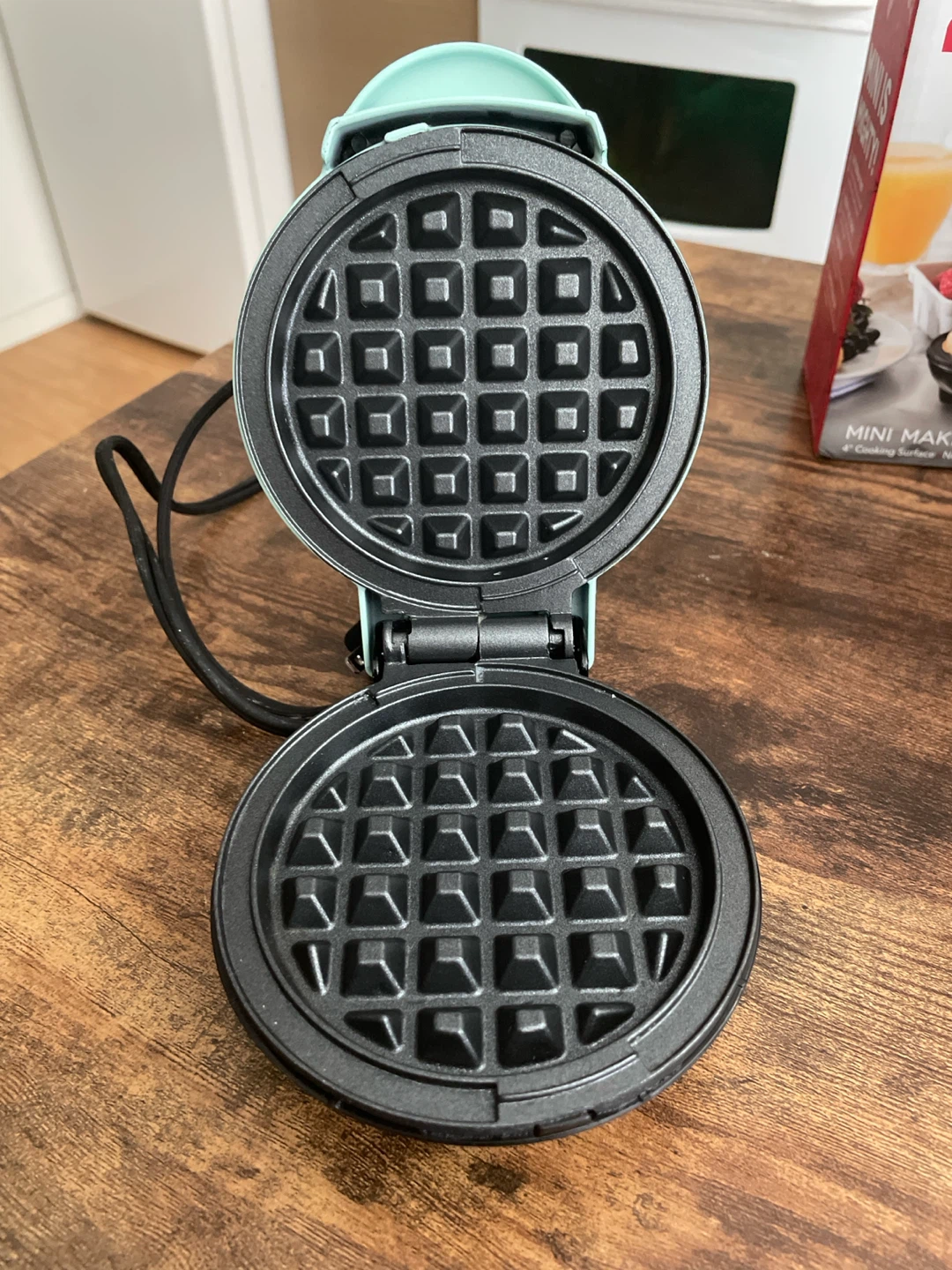 4” Waffle Mini Maker (nonstick)