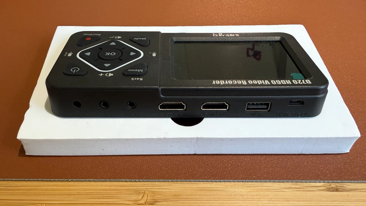 HDMI Video Monitor & Recorder (Built-in Battery, No PC Required) - photo 4