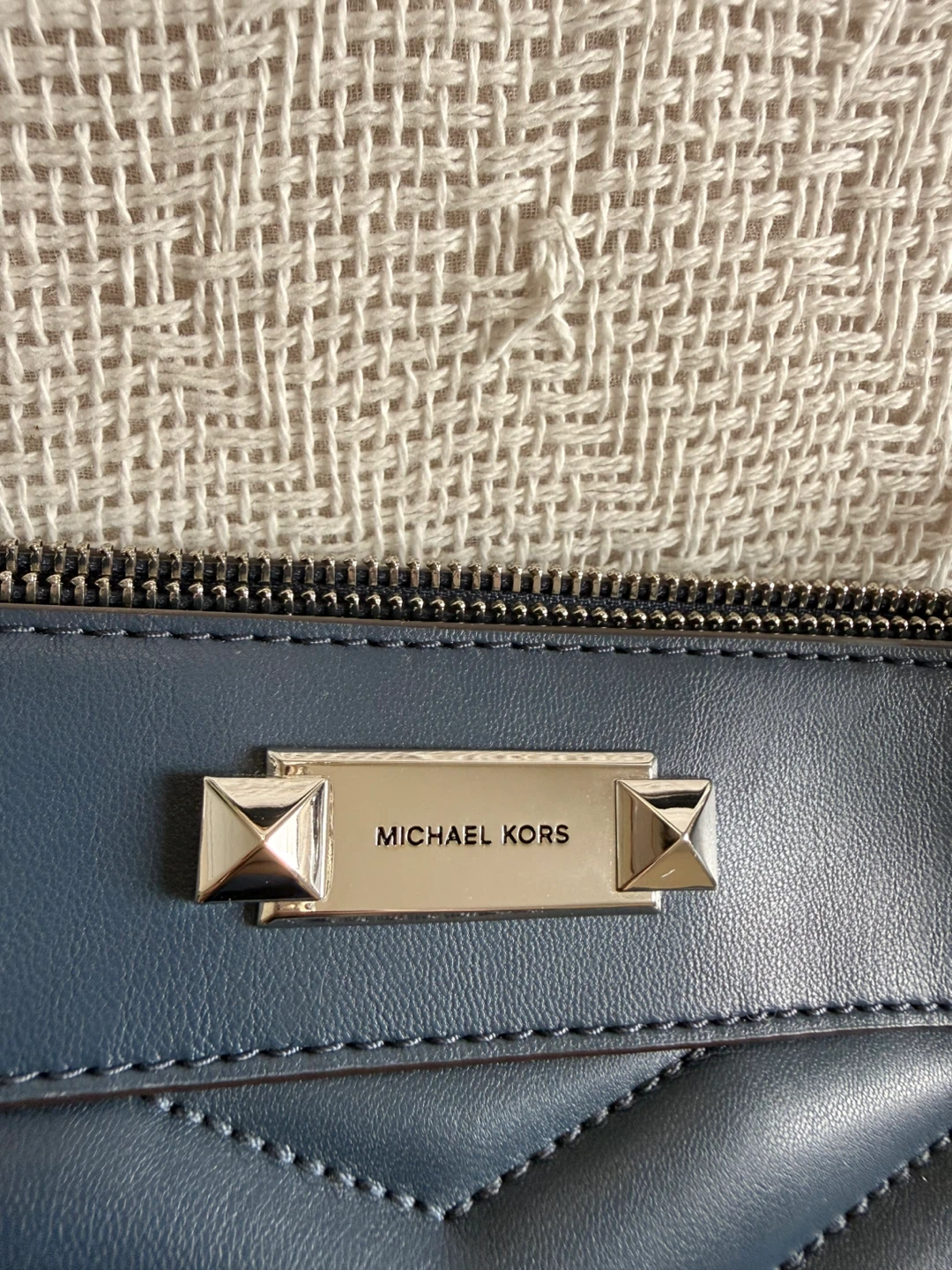 Michael Kors Navy Quilted Leather Shoulder Bag - photo 2