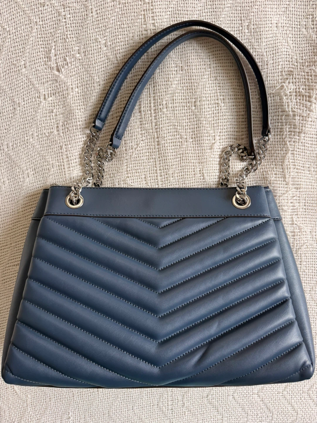 Michael Kors Navy Quilted Leather Shoulder Bag - photo 3