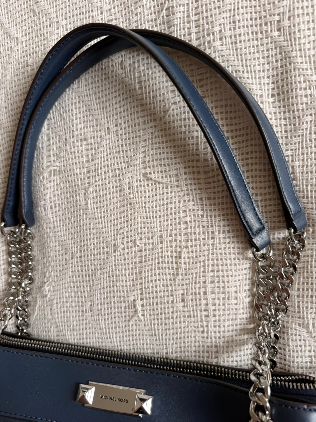 Michael Kors Navy Quilted Leather Shoulder Bag - photo 4