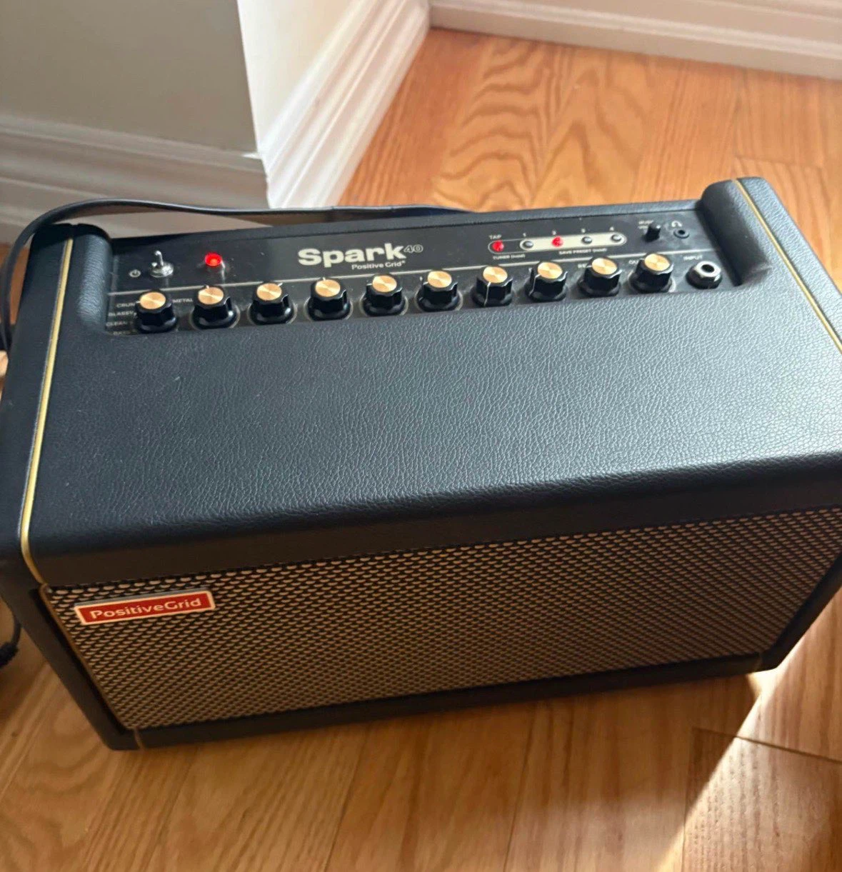 Positive Grid Spark 40 Guitar Amplifier - photo 2