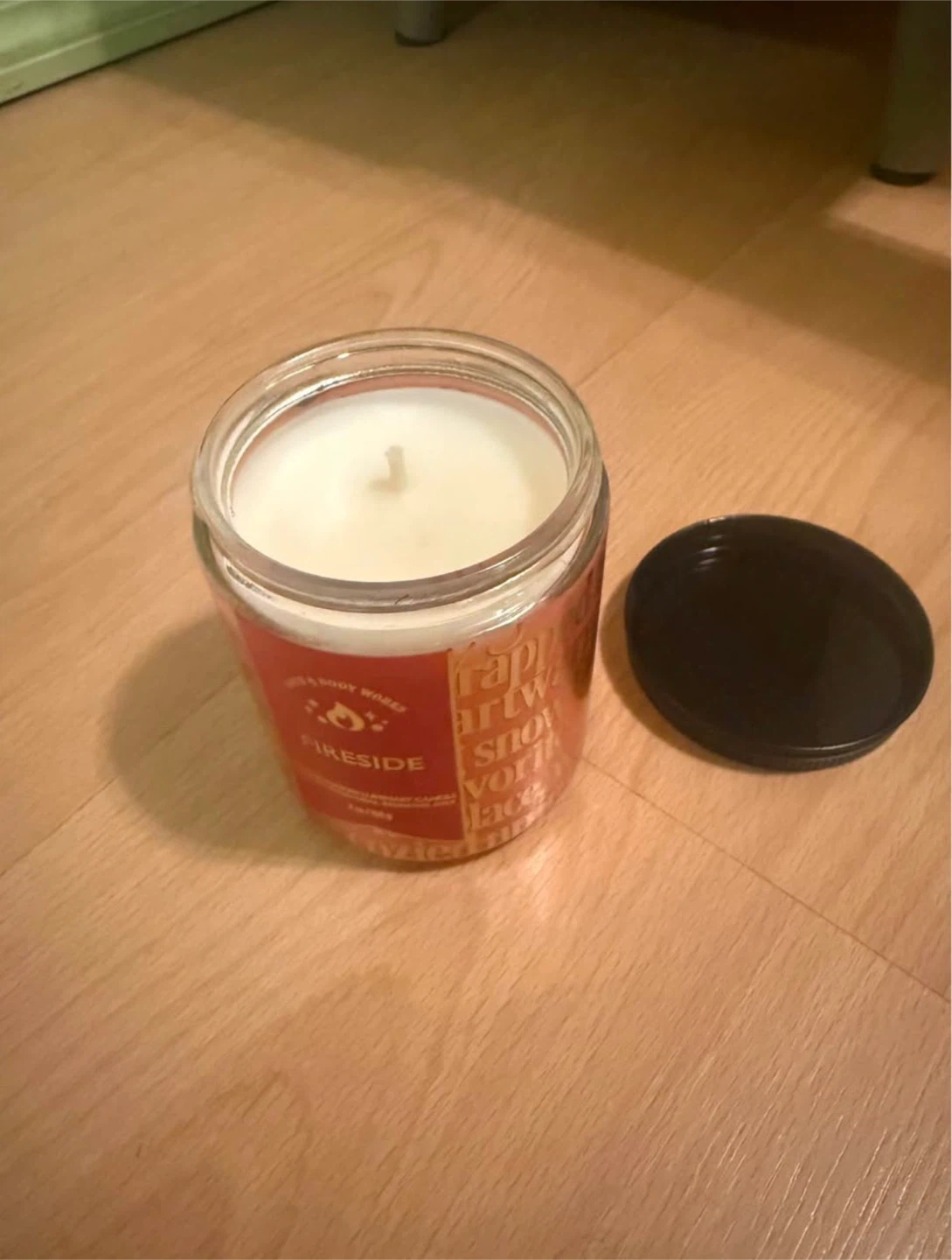 Bath & Body Works Fireside Scented Candle - photo 2
