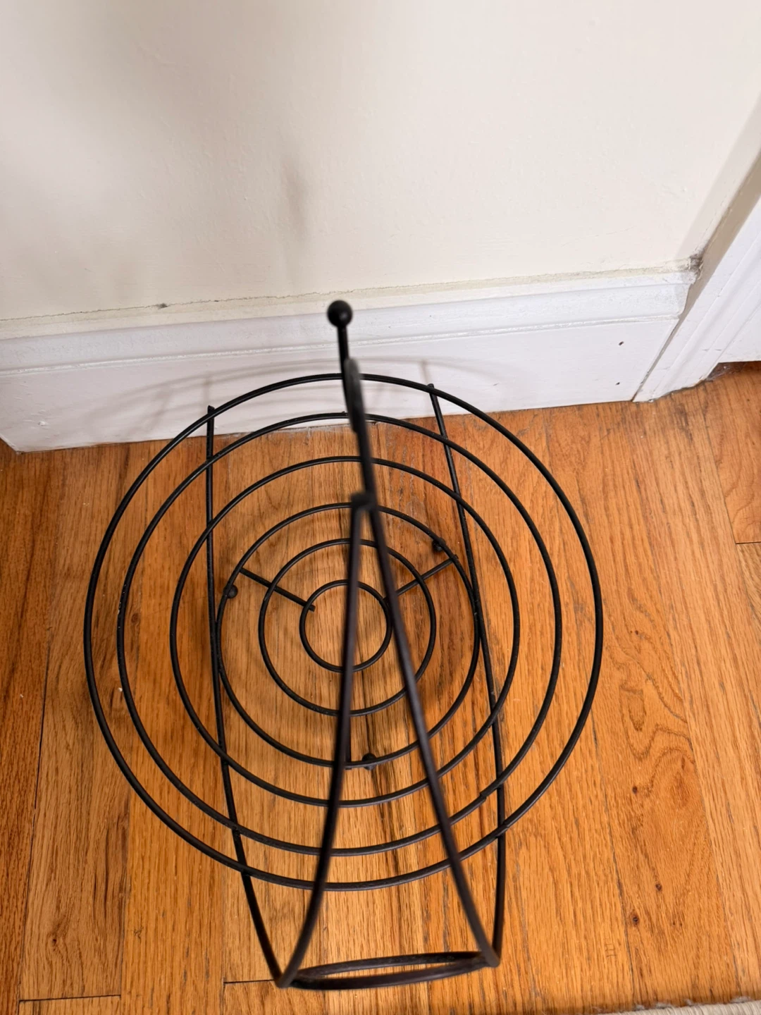 Black Wire Fruit Basket with Banana Hanger - photo 4