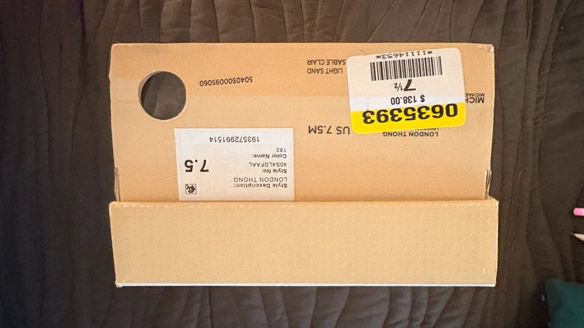 Michael Kors London Thong Sandals - photo 4