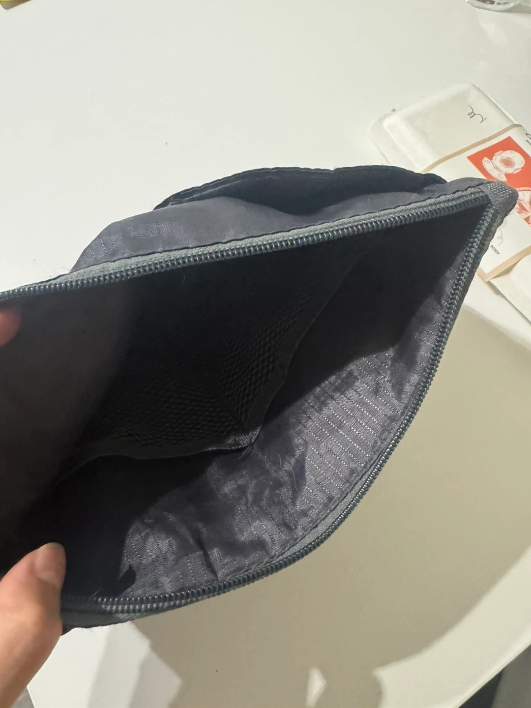 Grey Mesh Pouch - photo 3