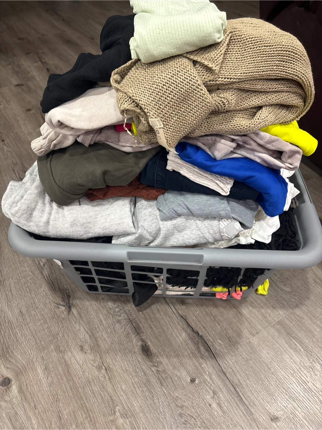 Women’s Clothing Bundle – Garage, Dynamite, Old Navy & More!