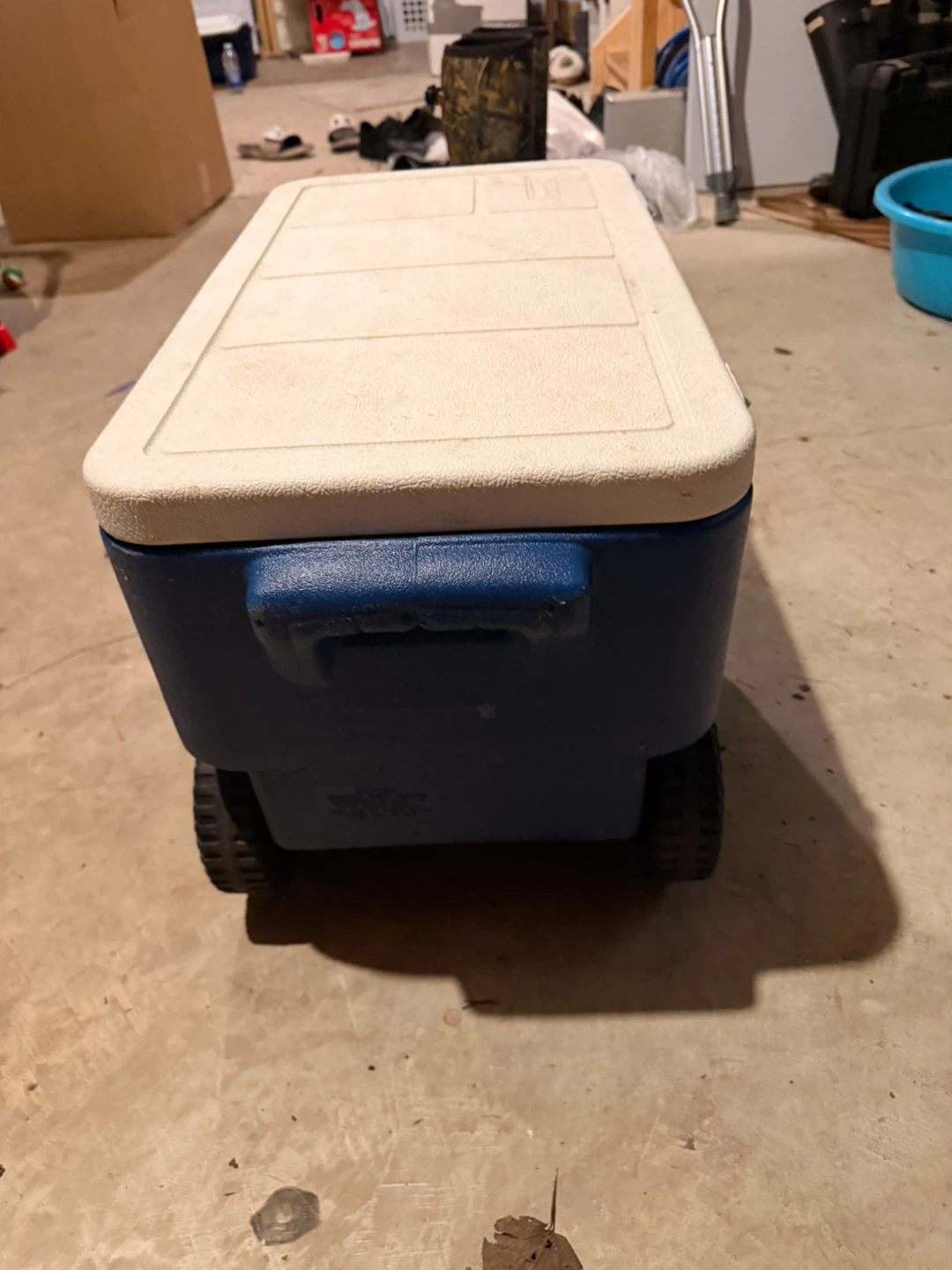 Coleman Rolling Cooler - photo 4