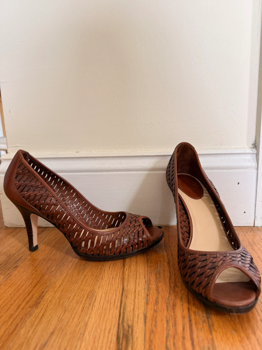 Cole Haan Woven Peep-Toe Heels - Brown Leather -Size 7.5B - photo 3