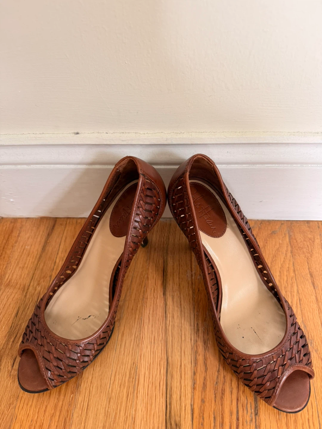Cole Haan Woven Peep-Toe Heels - Brown Leather -Size 7.5B - photo 5
