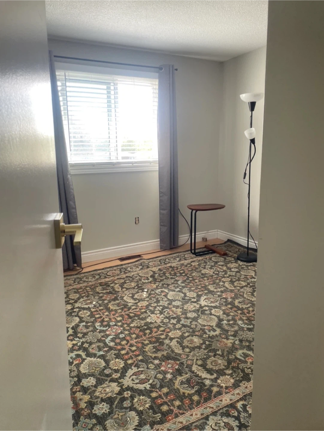 Room for Rent near UOIT - photo 2