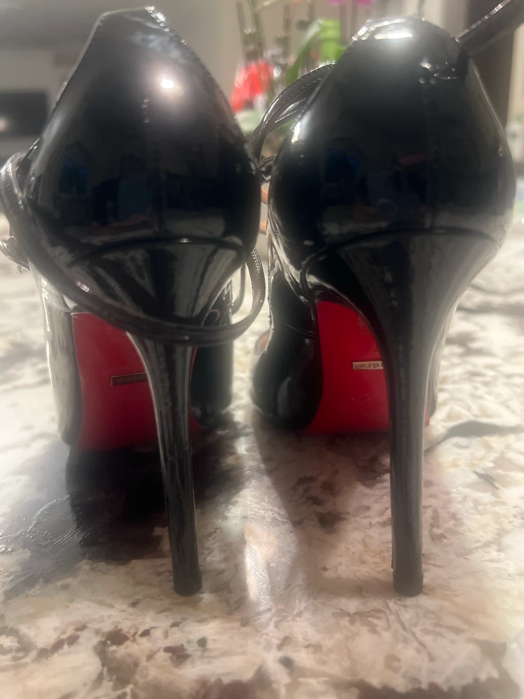 Black Patent Leather Heels by Sandra, Size 37 - photo 2