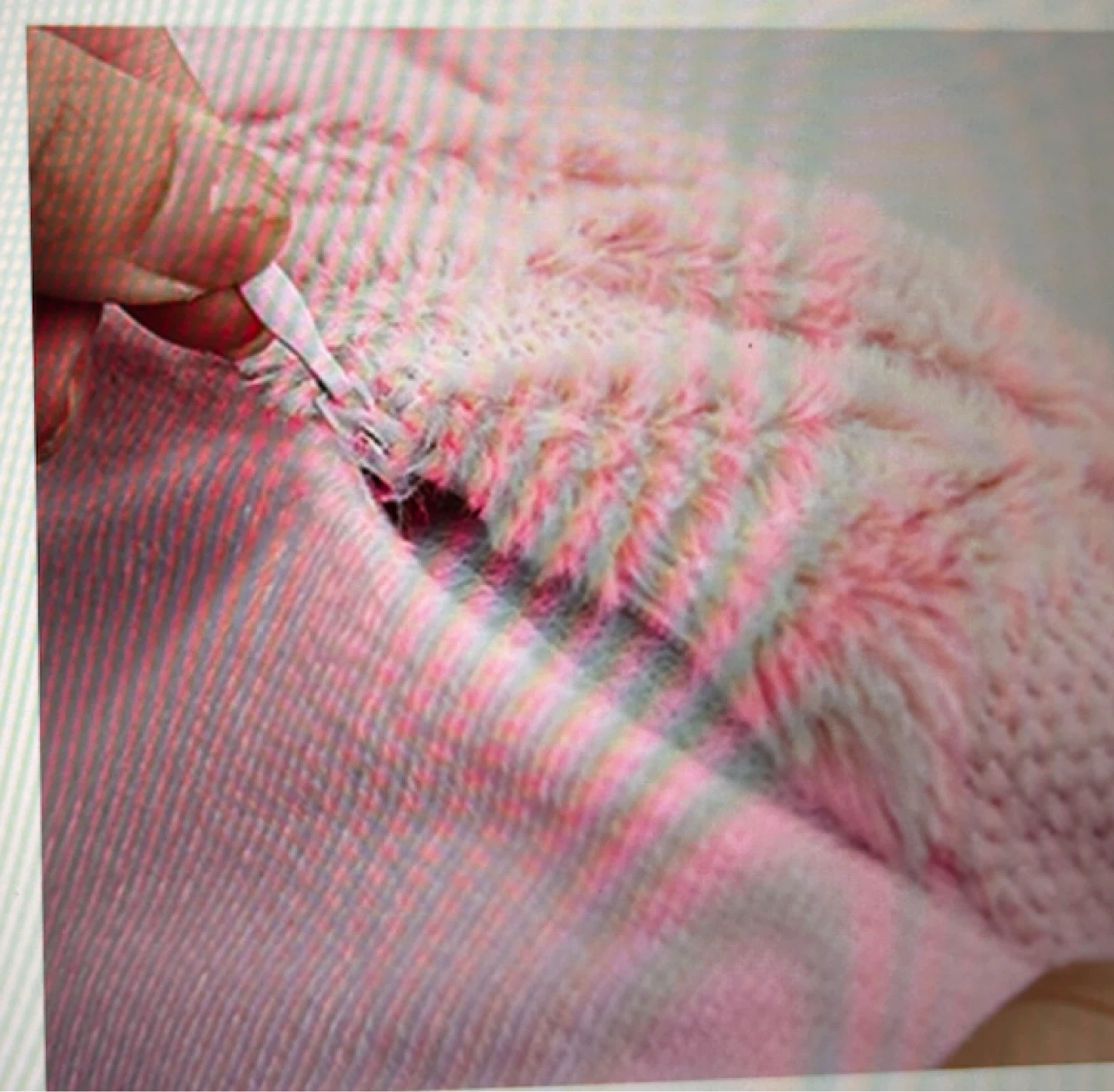 2 Pink Fur Throw Pillow Covers (42x42cm) - photo 4